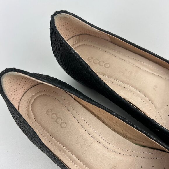 Ecco Womens Dress Pumps Black Snake Print Leather Block Heel size 38 US 7 - Picture 12 of 16